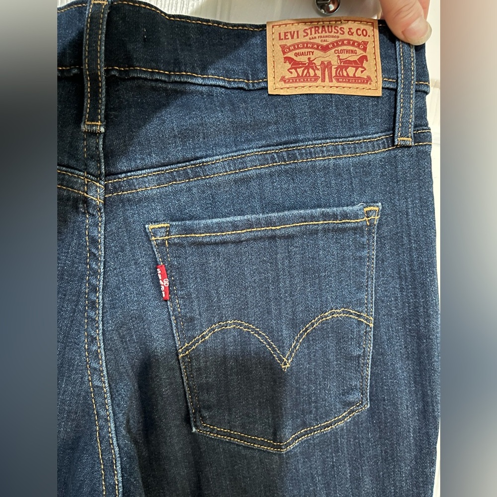 Levi’s 311 Shaping Skinny Jeans